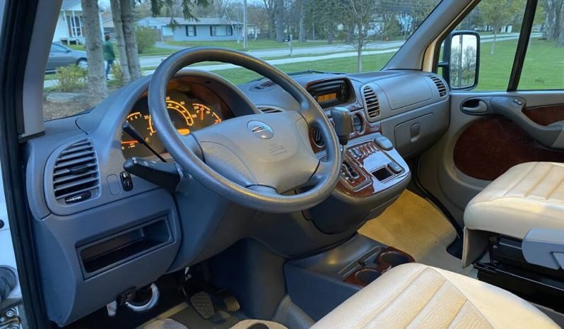 
								2006 Gulf Stream Vista Cruiser MB Edition full									