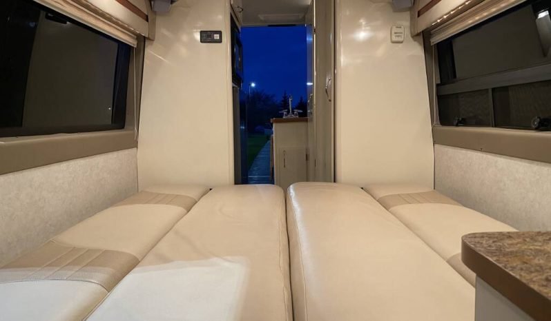 
								2006 Gulf Stream Vista Cruiser MB Edition full									