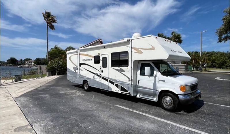 
								2007 Four Winds Chateau 31F full									
