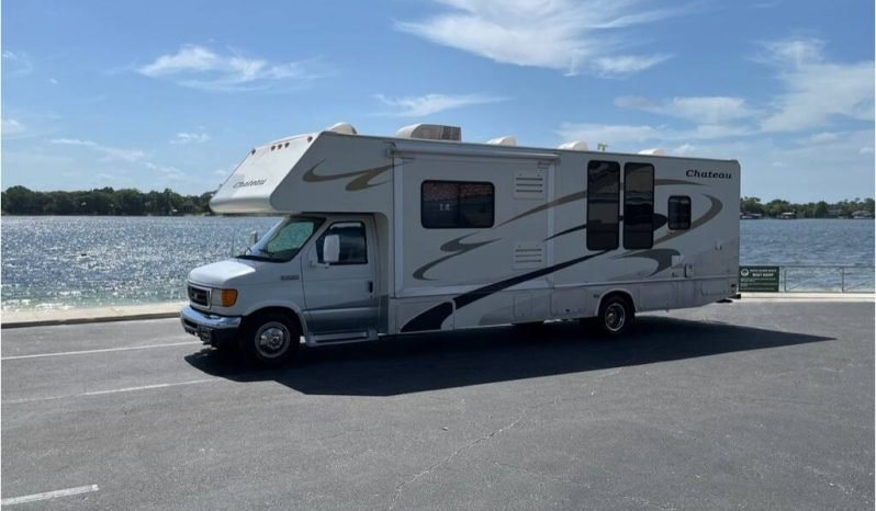 
								2007 Four Winds Chateau 31F full									