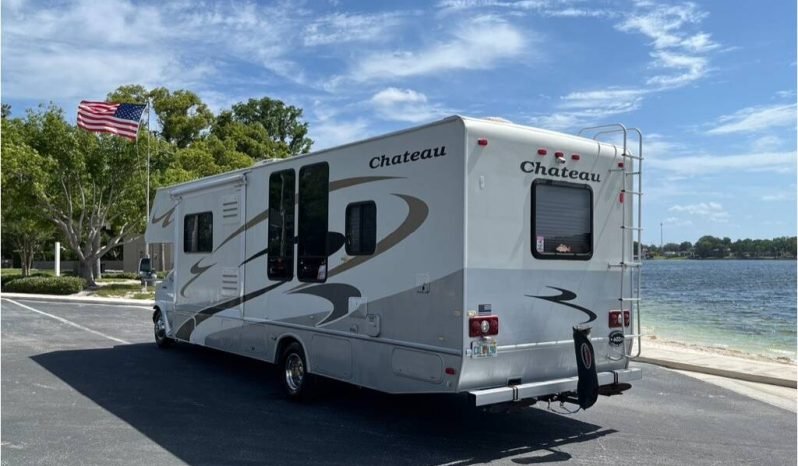 
								2007 Four Winds Chateau 31F full									