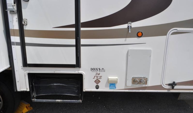 
								2014 Excel – Peterson Winslow Motorhome full									