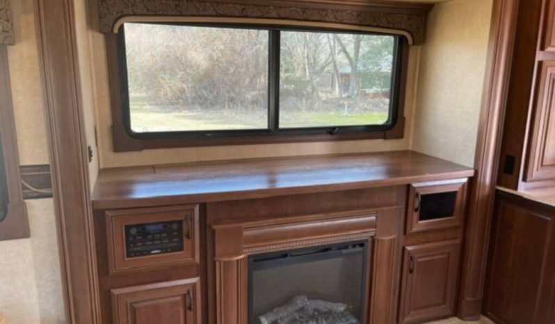 
								2015 Jayco Pinnacle 36RSQS Motorhome full									