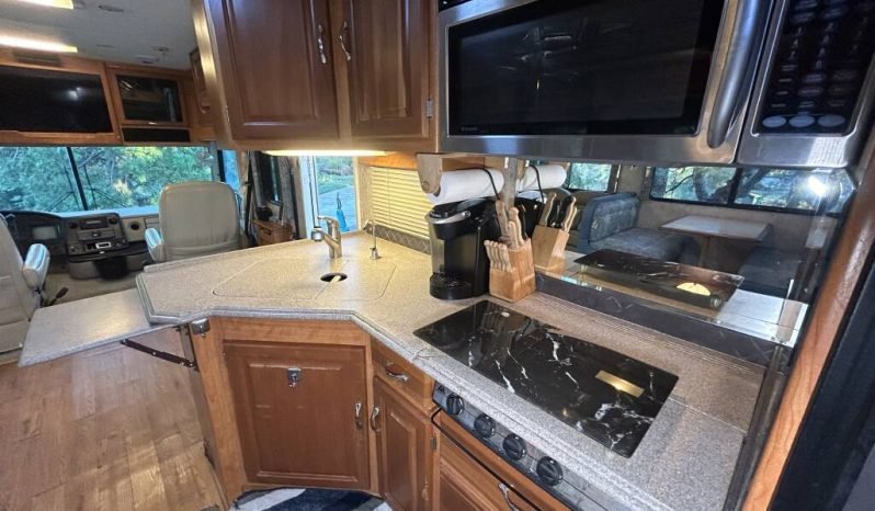 
								2006 National Dolphin 5355 full									