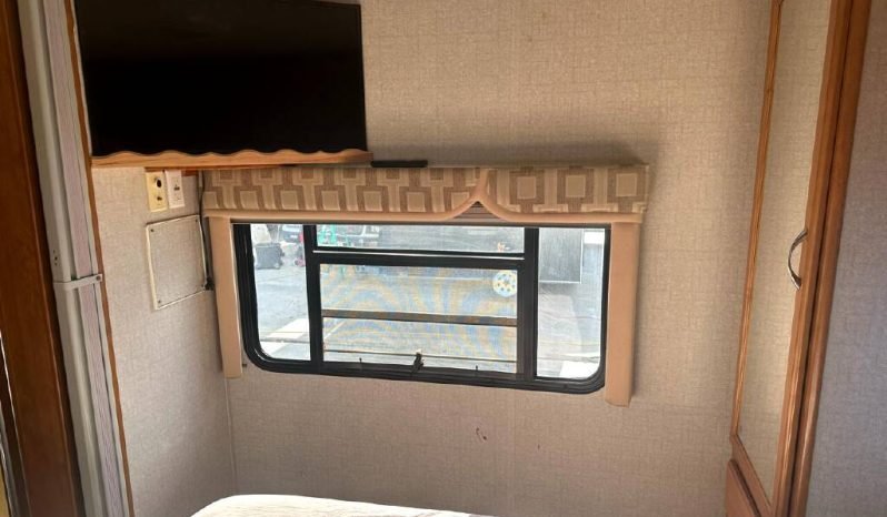 
								2007 Fleetwood Jamboree GT full									