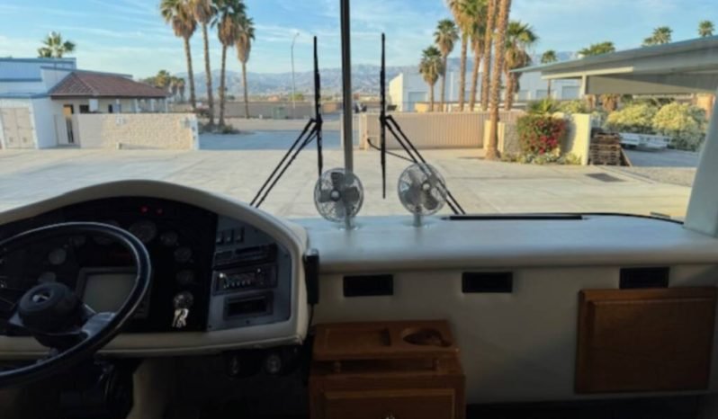 
								1993 Monaco Dynasty 36 full									