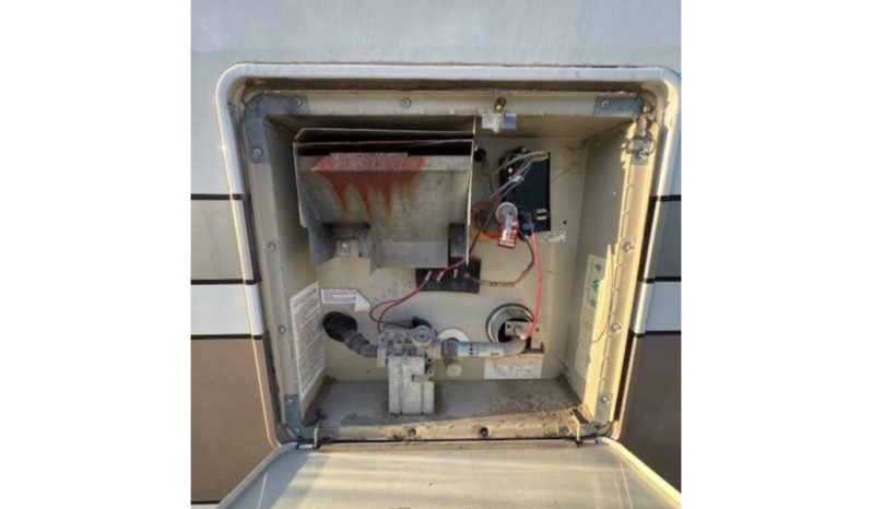 
								1993 Monaco Dynasty 36 full									