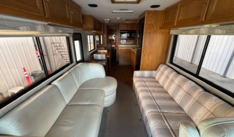 
								1993 Monaco Dynasty 36 full									