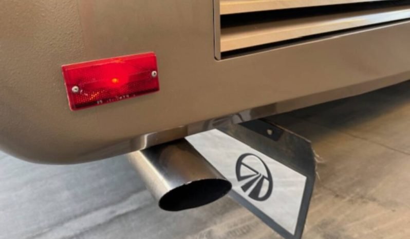 
								1993 Monaco Dynasty 36 full									