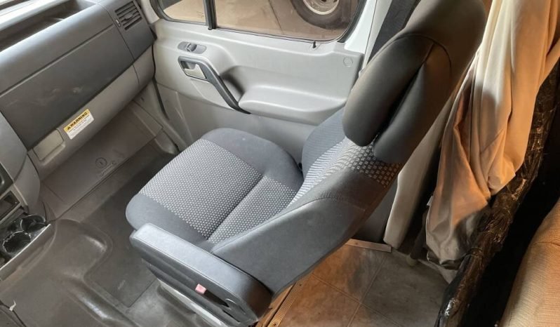 
								2008 Fleetwood Quest 24E full									