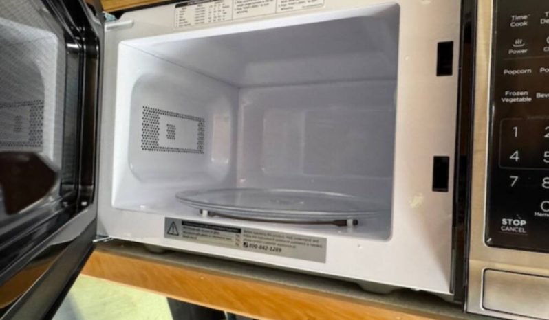 
								2004 Roadtrek 190 Popular full									