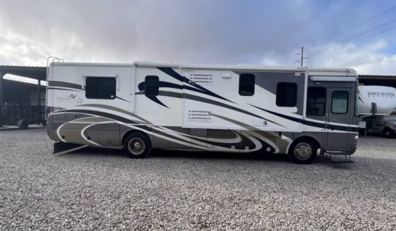 
								2005 National Tropical 370LX full									