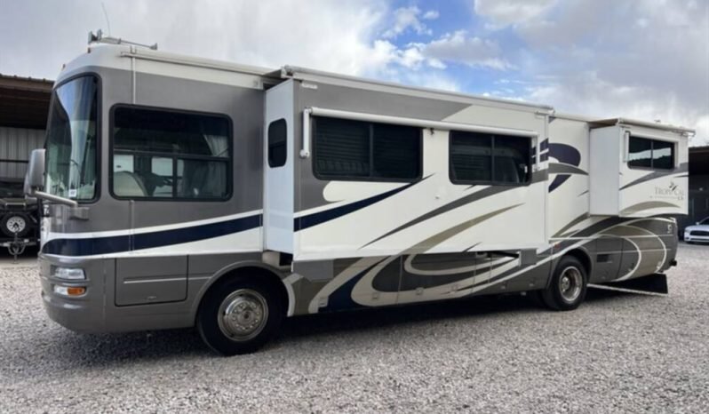 
								2005 National Tropical 370LX full									