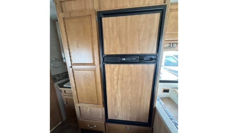 
								2010 Winnebago Access 24V full									