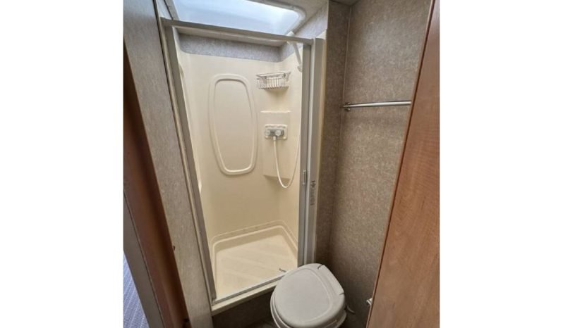 
								2010 Winnebago Access 24V full									