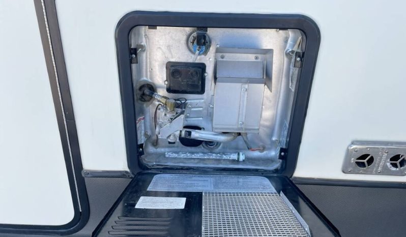 
								2020 Forest River Salem Hemisphere 369BL full									