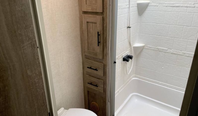 
								2020 Forest River Salem Hemisphere 369BL full									