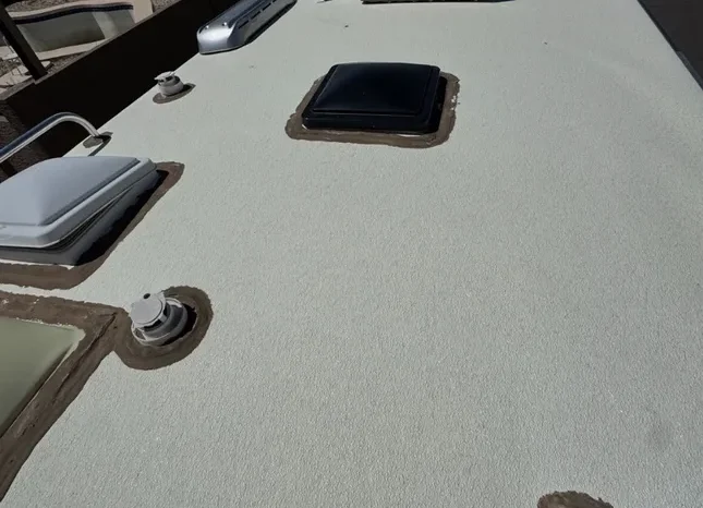 
								2008 Phoenix cruiser 2350 full									