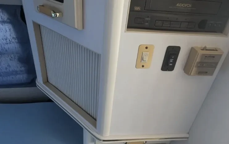 
								1998 Pleasure-Way Excel MP full									