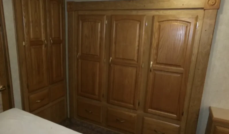 
								2005 Georgie Boy Cruise Master LE 3640 full									