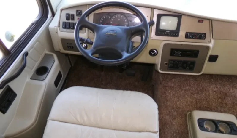 
								2005 Georgie Boy Cruise Master LE 3640 full									