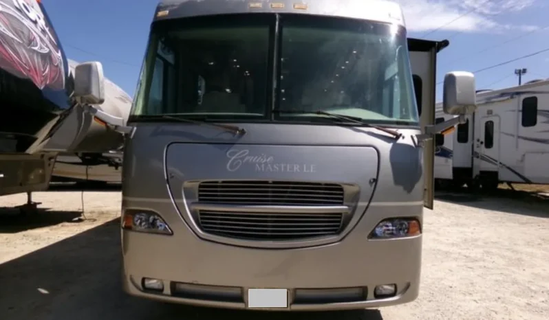 
								2005 Georgie Boy Cruise Master LE 3640 full									