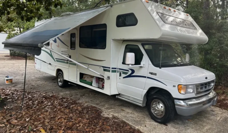 
								2001 Four Winds 28A Class C Motorhome full									