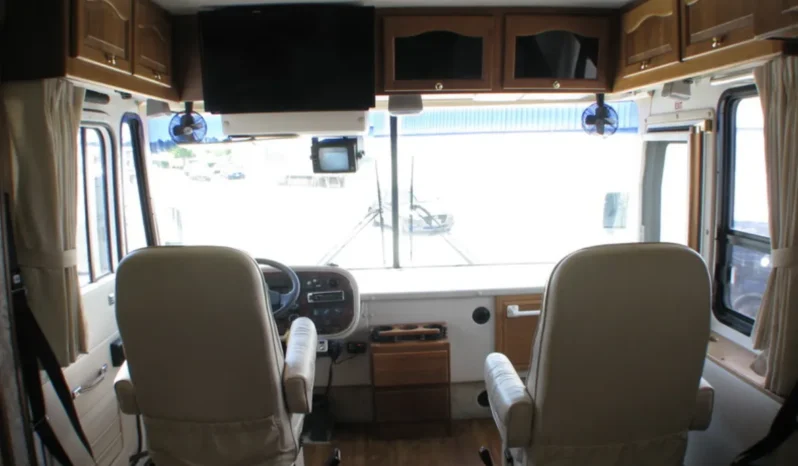 
								2001 ALLEGRO BUS BY TIFFIN MODEL 35RP full									