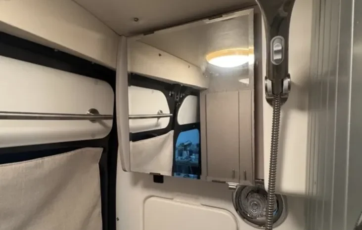 
								2019 Winnebago Travato full									