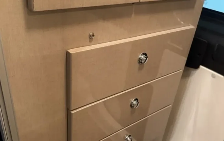 
								2019 Winnebago Travato full									