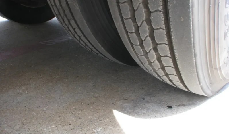 
								2001 ALLEGRO BUS BY TIFFIN MODEL 35RP full									