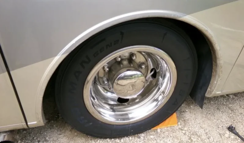 
								2005 Georgie Boy Cruise Master LE 3640 full									