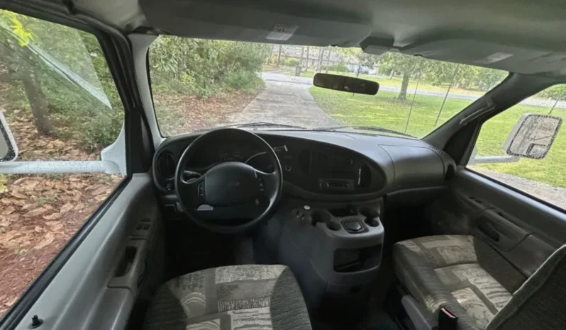 
								2001 Four Winds 28A Class C Motorhome full									